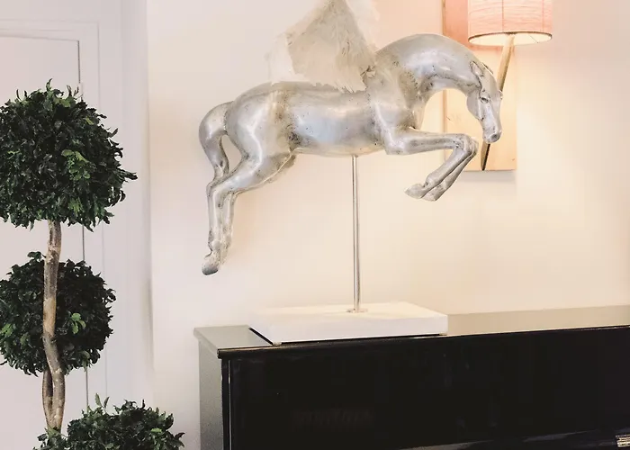 Ξενοδοχείο Saint Pierre Boutique-hotel 4*