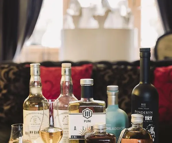 Saint Pierre Boutique-hotel סומור